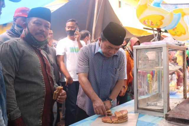 Blusukan ke Pasar Selat, Al Haris Teringat Masa Lalunya Menjual Martabak
