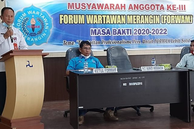 Musyawarah Forwam ke-3, A Gani: Wartawan Harus Kuasai Kode Etik