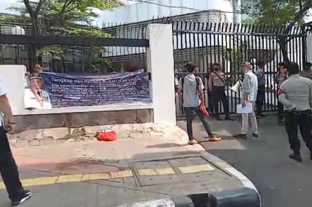 Massa Demo di Kejagung Desak Jaksa Beber Peran Cek Endra di Kasus IUP Batu Bara Sarolangun