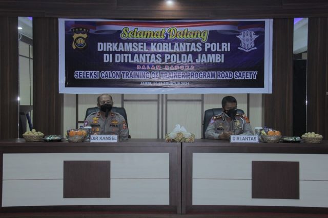 Ketua TIM TOT Korlantas Polri Seleksi Trainer Indonesia SDC di Polda Jambi