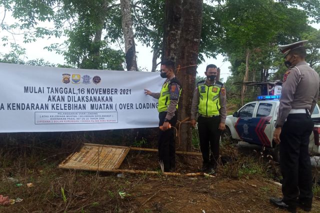 Ditlantas Polda Jambi Akan Tindak Tegas Kendaraan Over Loading