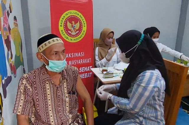 BIN Daerah Jambi Gelar Vaksinasi Massal di Sungai Gelam