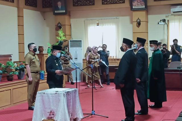 Kepala Sekolah SMKN 3 Jambi Dicopot, Ini Penggantinya