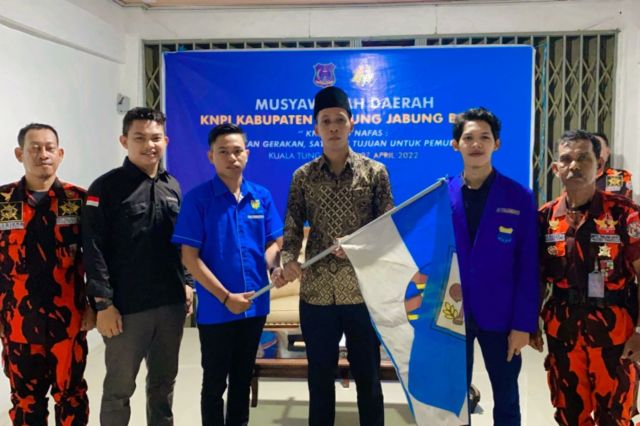 Peni Sepian Pimpin KNPI Tanjab Barat Periode 2022-2025