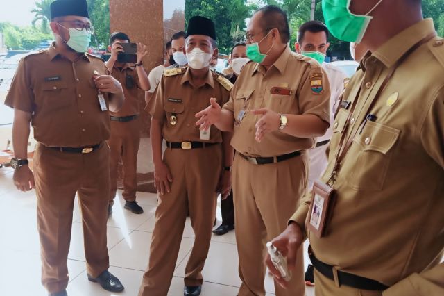 Wagub Abdullah Sani Lakukan Sidak ke OPD di Hari Pertama Kerja