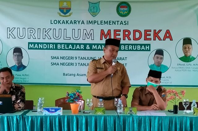 SMAN 9 dan SMAN 3 Tanjab Barat Gelar Lokakarya IKM