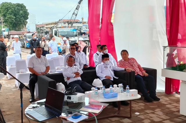 Tinjau Pembangunan JBC, Menteri Bahlil Apresiasi Kolaborasi Pemprov Jambi dengan Pihak Swasta