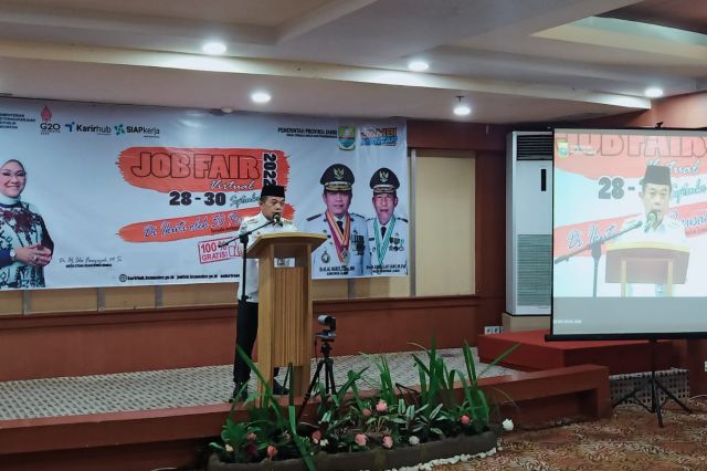 Pameran Bursa Kerja, Gubernur Al Haris Berharap Dapat Menekan Angka Pengangguran di Jambi