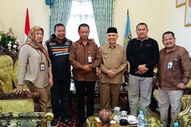 Mashuri-Romi-Adirozal Bertemu, Poros Lima Bupati Eksis Kembali?