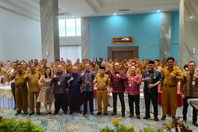 Gubernur Al Haris Minta TPID Antisipasi Kenaikan Harga Jelang Ramadan