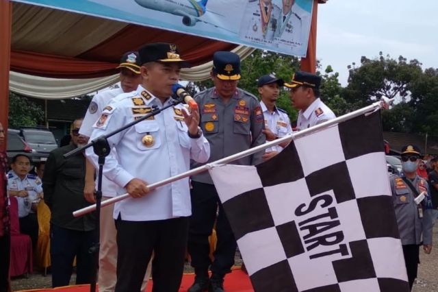 Gubernur Al Haris Lepas Keberangkatan Peserta Mudik Gratis ke Pulau Jawa