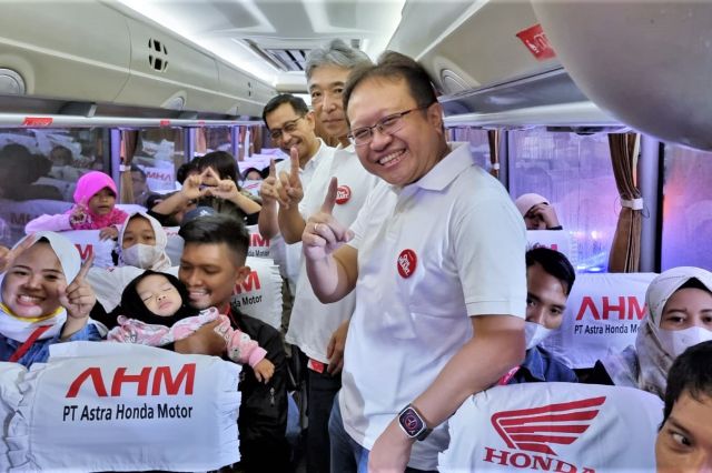 Sambut Hari Raya: AHM Antarkan 2.009 Konsumen Ikuti Mudik Balik Bareng Honda 2023