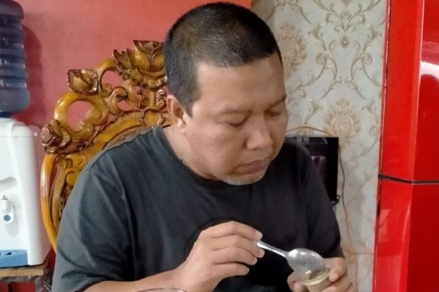 Batambua Tambua Pak Romi: Menyantap Ketan dan Srikaya Telur Makanan Khas Home Stay Bunga Sonsang