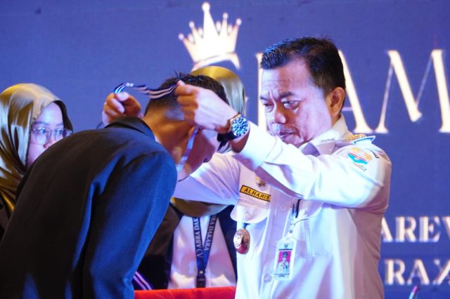 Gubernur Al Haris: Kelulusan Siswa SMAN 1 Jambi Tidak Diragukan Lagi