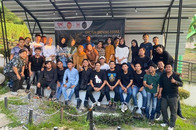 Ganjar Milenial Gelar Pelatihan Barista dan Diskusi Petani Kopi