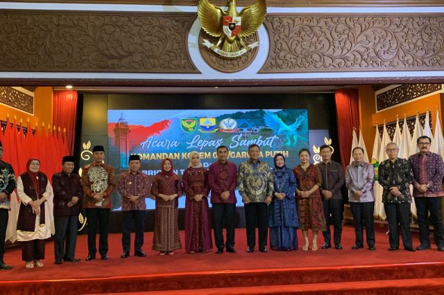 Lepas Sambut Komandan Korem 042/Gapu, Edi Purwanto: Terima Kasih Pak Brigjen TNI Supriono Atas Pengabdian di Jambi