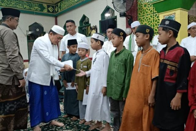 Gubernur Al Haris Safari Subuh di Masjid Raya Al Muttaqin Kuala Tungkal