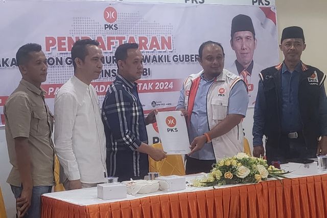 Ambil Formulir di PKS: Sinyal Al Haris Borong Partai Semakin Menguat