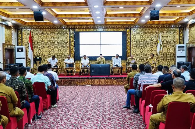 Sikapi Serius Tongkang Batubara Tabrak Jembatan, Gubernur Al Haris: Perusahaan Harus Tangung Jawab
