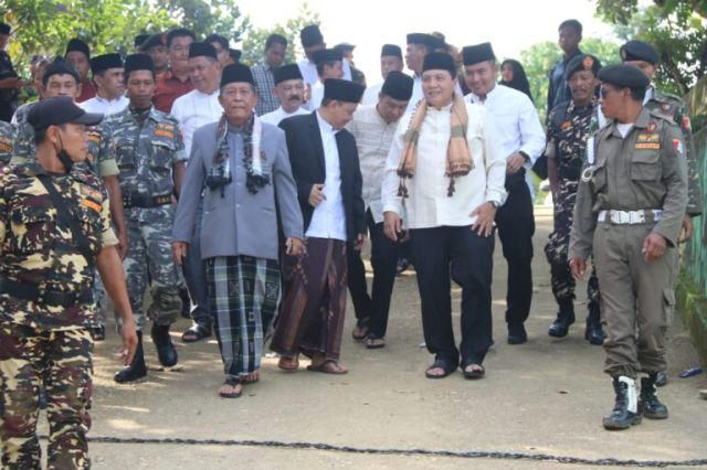 Hadiri Haflah Akhirussanah Ponpes Salaful Muhajirin Singkut: Wagub Abdullah Sani Sampaikan Tiga Amalan Jariyah