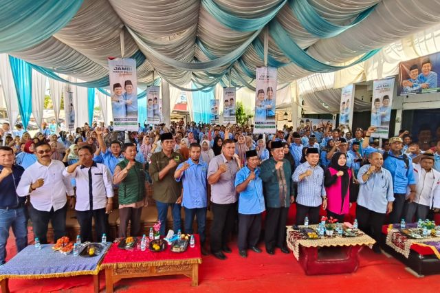 Zola-Ambo Tang Masuk Struktur Tim Pemenangan Haris-Sani Tanjab Timur