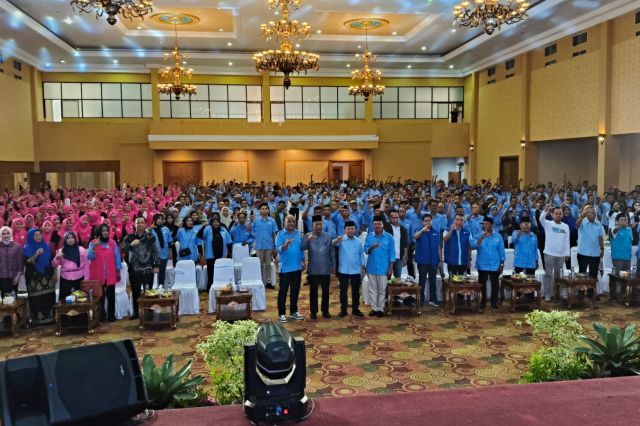 1.200 Tim Pemenangan Haris-Sani Muaro Jambi Dilantik Al Haris