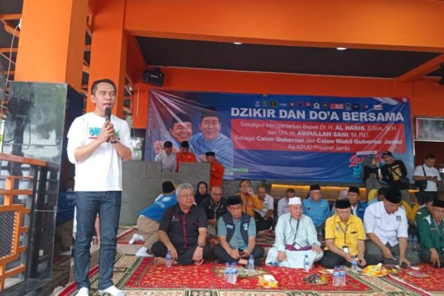 Sebelum Pendaftaran ke KPU: Tim Al Haris-Sani Gelar Dzikir dan Doa Bersama