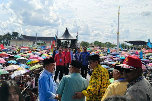 Dihadiri Tiga Mantan Gubernur Jambi-Anggota DPR RI: Ini Sederet Tokoh Jambi yang Hadiri Kampanye Akbar Haris-Sani di Bungo