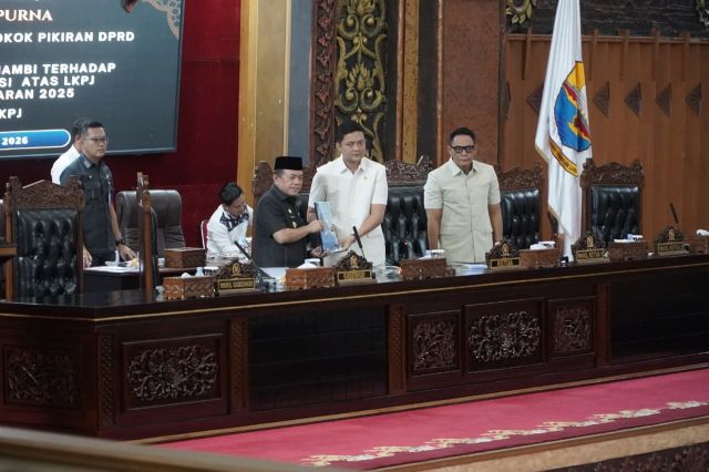 Gubernur Al Haris Jawab Pandangan DPRD Soal LKPJ 2025: Fokus Perkuat Fiskal dan Layanan Publik