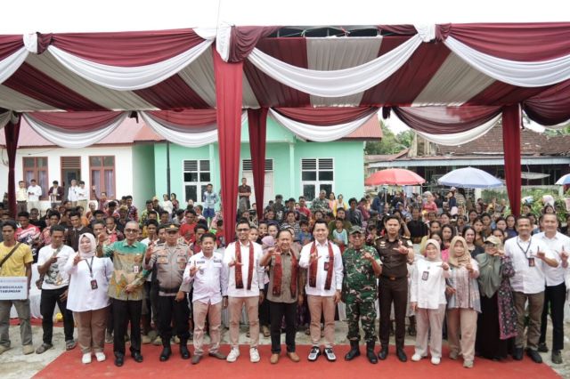 Bank Jambi dan OJK Gelar Edukasi serta Inklusi Keuangan Bagi Masyarakat SAD di Merangin