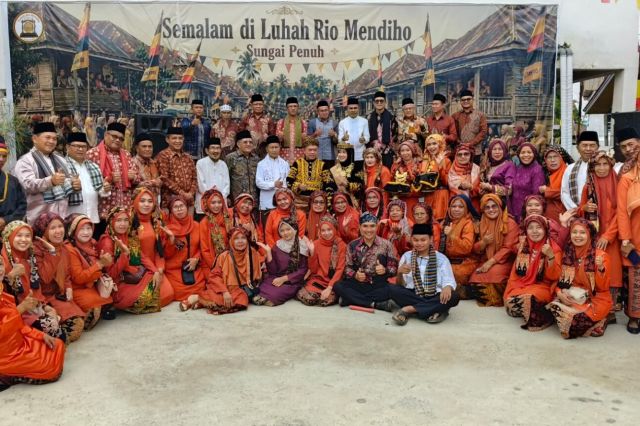 Kagumi Kenduri Sko Sungai Penuh, Gubernur Al Haris: Warisan Budaya Ini Layak Mendapatkan Rekor MURI