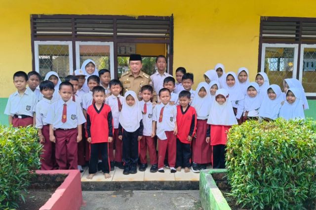 Kualitas Udara Jambi Masuk Zona Merah: Gubernur Al Haris Kaji Opsi Liburkan PAUD dan Wajib Masker