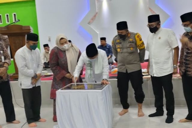Resmikan Rumah Tahfidz di Desa Kedotan Muaro Jambi