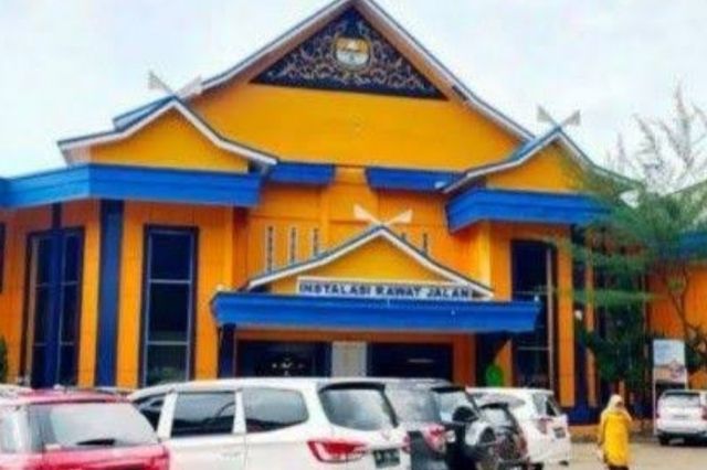 dr Irawan Anasta Ditunjuk Sabagai Plt Direktur RSUD Raden Mattaher Jambi