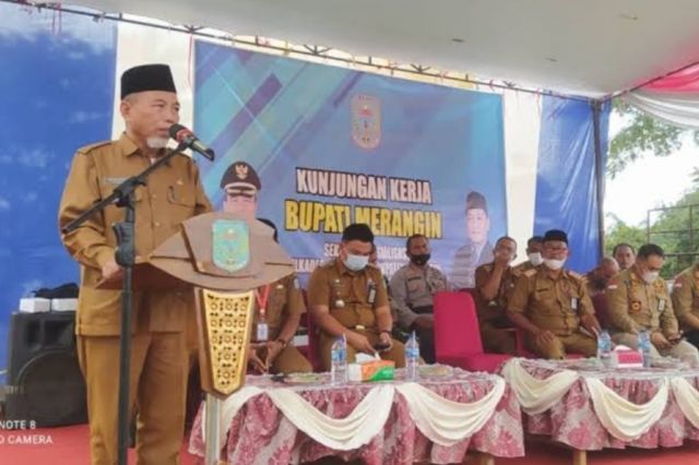 Harap Pelaksanaan Aman dan Sukses, Bupati Mashuri: Jangan Gara-gara Pilkades Tercerai Berai