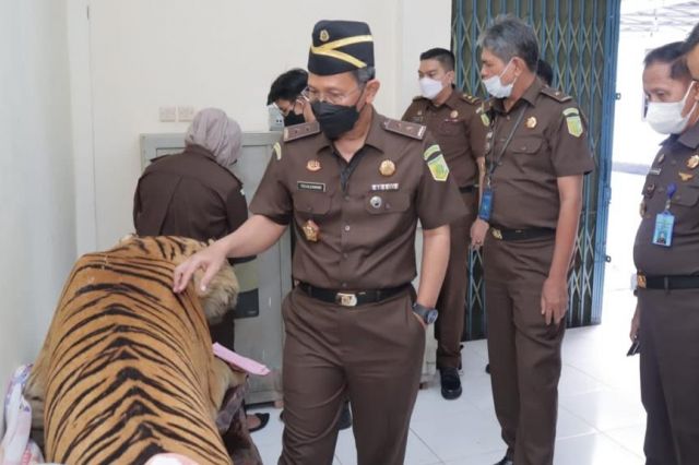 Inspektur II Jaksa Agung Muda Pengawasan Melakukan Inspeksi di Kejati Jambi