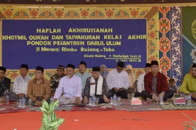 Pj Bupati Aspan Hadiri Tasyakuran Ponpes Darul Ulum