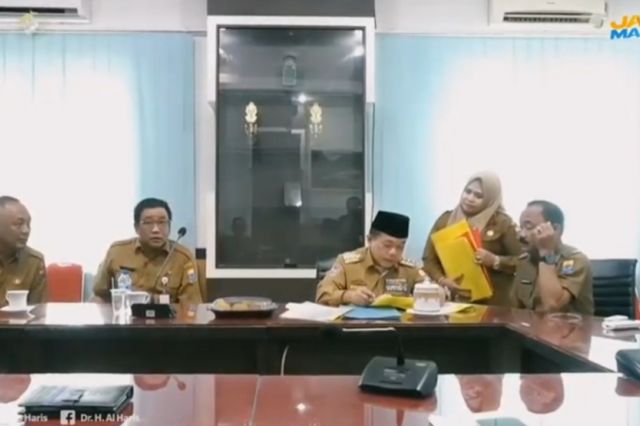 Gubernur Al Haris Sidak ke Kantor-kantor, Cek Kehadiran Pegawai