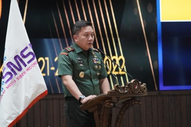 Brigjen TNI Iroth Beri Bimbingan Teknis Media Siber