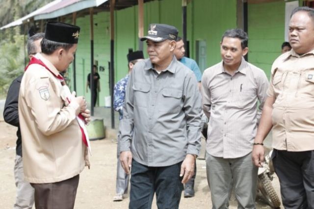 Kunjungan ke Ponpes Darussalam dan Al-Mabrur, Pj Bupati Aspan Pantau Kondisi Sapras