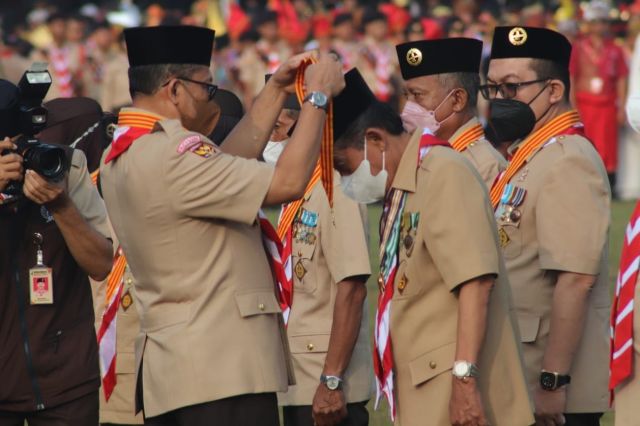 Wagub Abdullah Sani Terima Penghargaan Lencana Melati Gerakan Pramuka Nasional