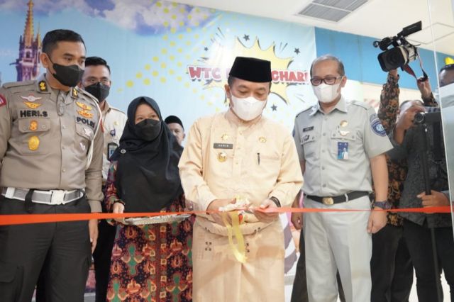 Gubernur Al Haris Harap Samsat Berikan Pelayanan Terbaik Kepada Masyarakat