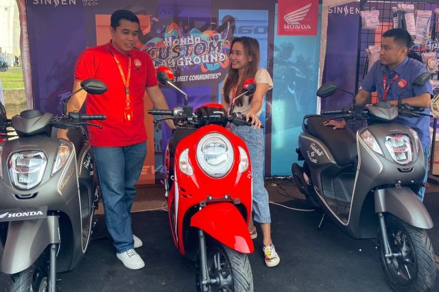 Honda Custom Playground Sapa Warga Jambi