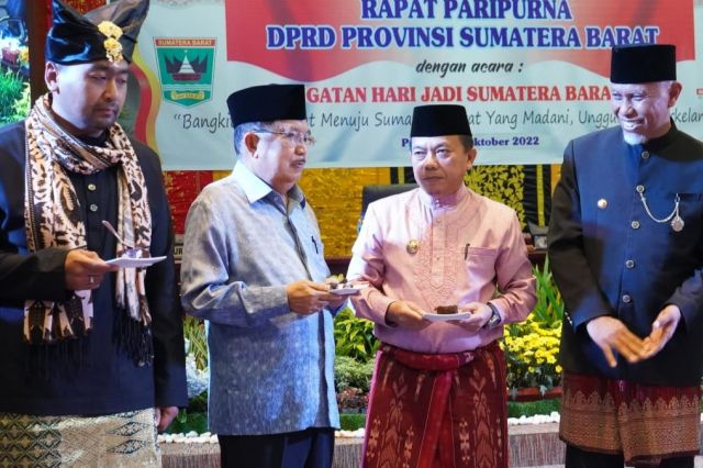 Gubernur Al Haris Dorong Kerja Sama dengan Sumbar Kembangkan Sektor Pariwisata