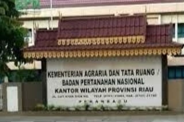 Pengembangan Kasus Bupati Kuansing: Kakanwil BPN Riau Tersangka