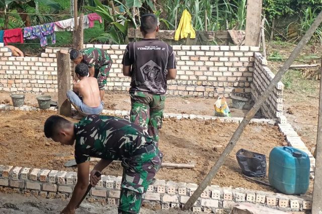 TMMD ke 115 Kodim 0415 Jambi, BAZNAS Batanghari Berikan Bantuan Bedah Rumah