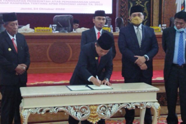 DPRD Provinsi Jambi Setujui Dua Ranperda Terkait Bank Jambi