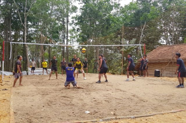 Satgas TMMD Bersama Warga Desa Kembang Seri Gelar Turnamen Voli
