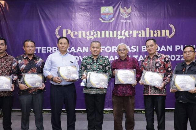 Penganugerahan Keterbukaan Informasi, Bawaslu Jambi Boyong 10 Penghargaan