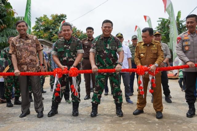 Jalan Alternatif Karmeo-Kilangan Selesai: Gubernur Al Haris Minta Masyarakat Rawat Jalan